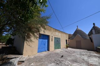 Vendita Fabbricato con Trulli – Contrada San Salvatore, Ostuni (Brindisi)